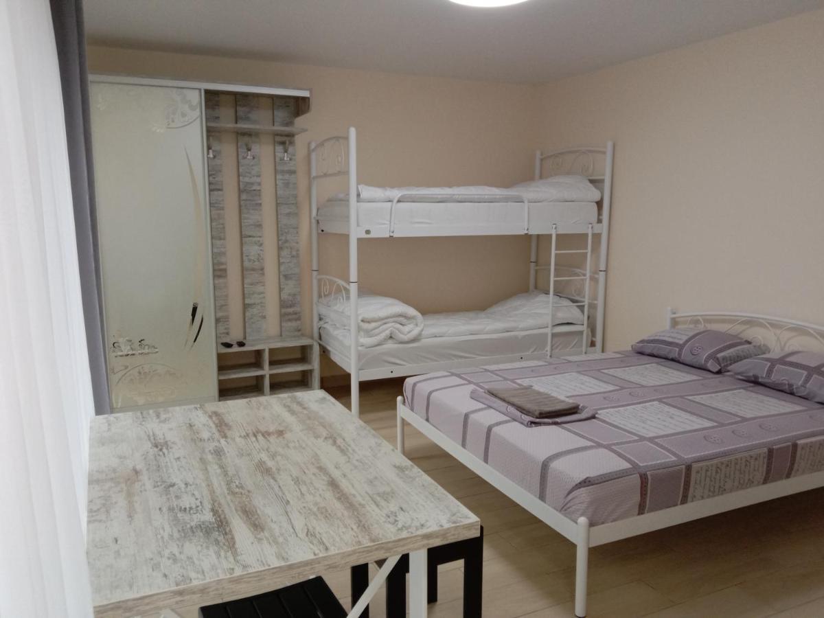 Однокімнатна 105 Apartment Khmelʼnytsʼkyy Bagian luar foto