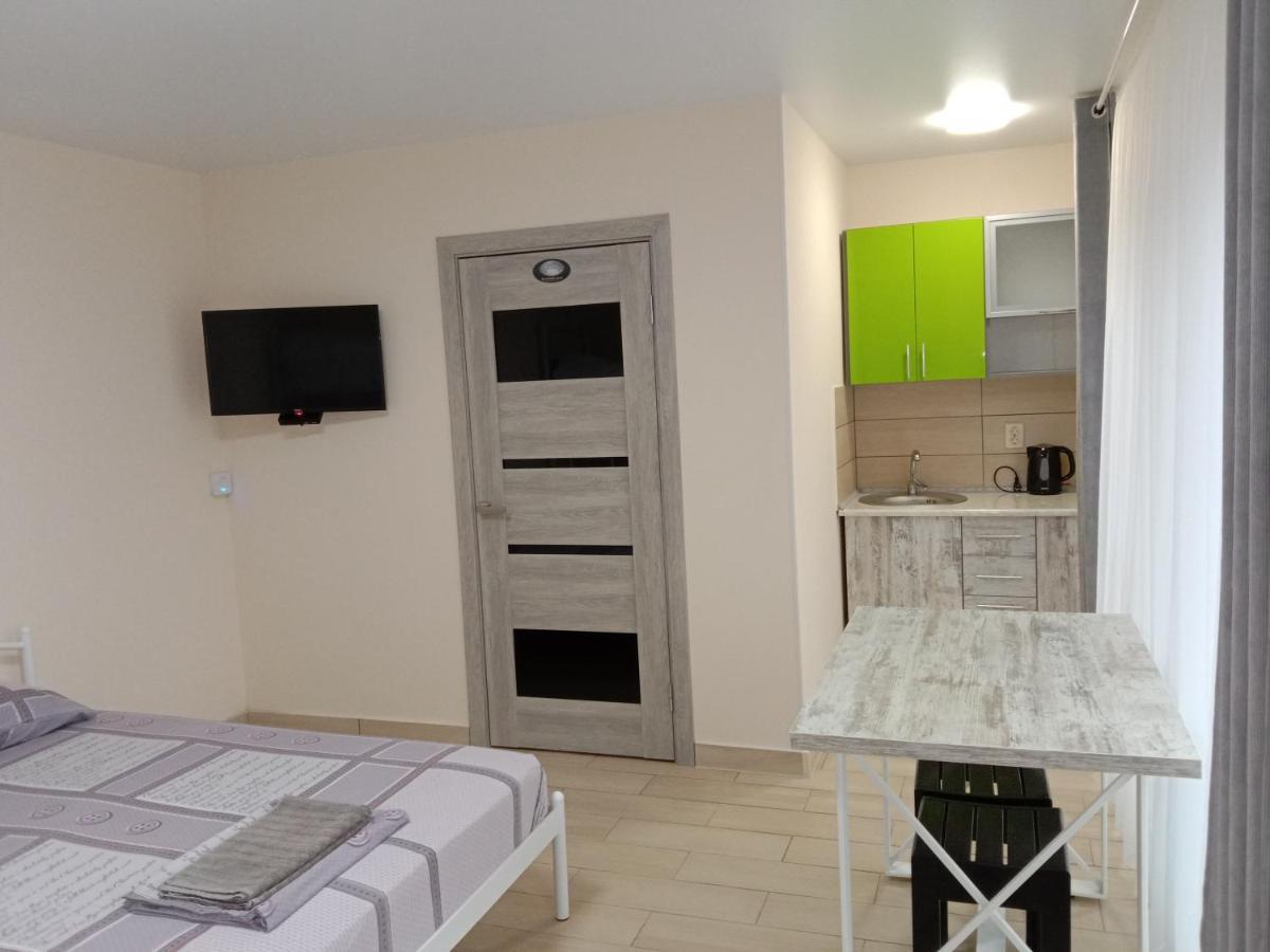 Однокімнатна 105 Apartment Khmelʼnytsʼkyy Bagian luar foto