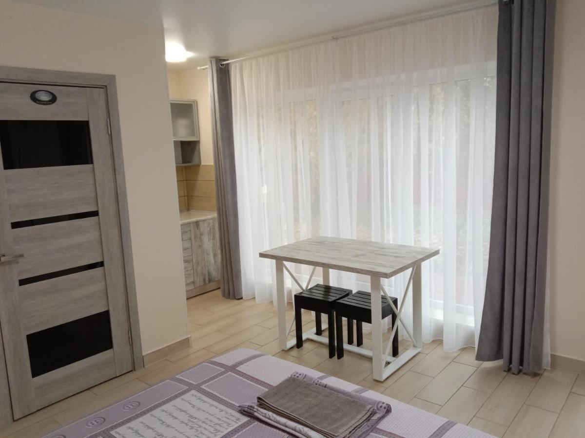 Однокімнатна 105 Apartment Khmelʼnytsʼkyy Bagian luar foto